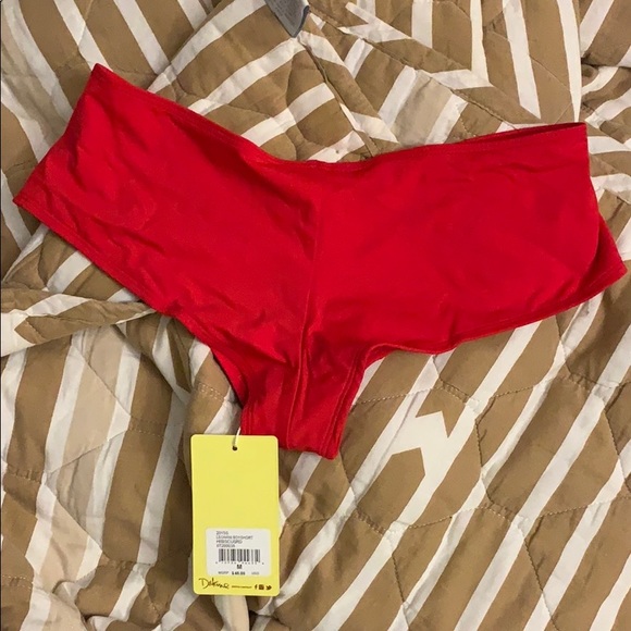 🆕 Dakine red surf / swim bottoms - Picture 2 of 5